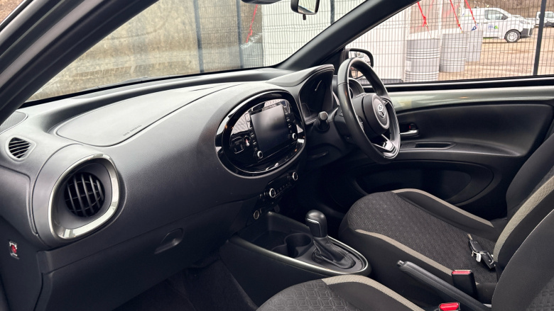 Toyota Aygo X 1.0 VVT-i Edge 5dr Auto Petrol Hatchback